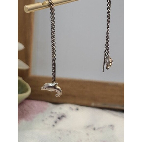 Sterling Silver Dolphin Threader Earrings Delicate Chain Ocean Animal Jewelry - Picture 2 of 4